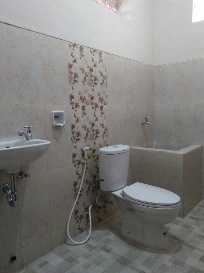 Papyrus Homestay Banyuwangi  Exterior foto